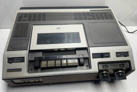 Magnavox Vr8310bk01 Rare Vintage Top Loading Vhs/vcr Model With Clock Works