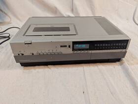 Magnavox Vr8327bk01 Vintage Vcr Top-loading Model Vhs Player