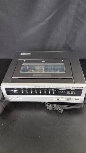 Magnavox Vr835obko1 Vintage Video Cassette Recorder Model With Strap