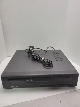Vr9020at02 Magnavox Vr9020 Vhs Vcr - Remote And Owners Manual Parts Only