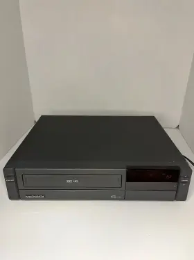 Vr9035at01 Magnavox Rare Vhs Vcr Player No Remote - Tested- Working