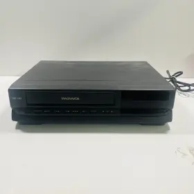 Vr9121at02 Magnavox Vintage Vcr Vhs Tape Player No Remote Tested Working