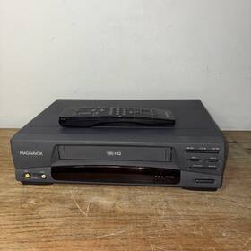 Magnavox Vr9223at02 Video Cassette Recorder Model Number With Remote Tested
