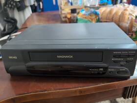 Magnavox Vr9310at02 Vcr Vhs Player Video Recorder Tested Working No Remote