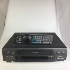 Vr9362 Magnavox Video Cassette Recorder 4 Head Vcr With Scrub Wheel Remote Tested