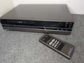 Vr9520 Magnavox Vcr Model At01 Recording With Remote Control Tested/ Works