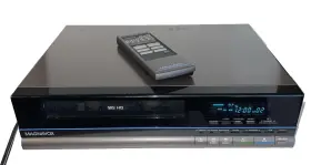 Vr9614at01 Magnavox Vintage Vcr Blue Line Model With Remote Tested And Working