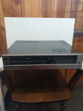 Vr9670at01-read Magnavox Vr9670at01 Vintage Magnovox Video Cassette Recorder Model Description