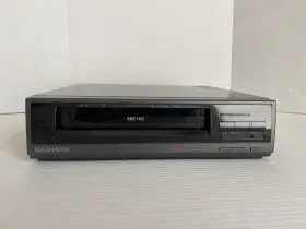 Vr9760at01 Magnavox Vr9817at01 Hifi Vcr 4 Head Hq Vhs Player Recorder Osd Metal Casing A083 Vr9760at01 Magnavox Vr9817at01 Hifi Vcr 4 Head Hq Vhs Player Recorder Osd Metal Casing A083