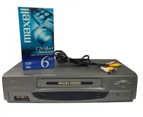 Vra633at22 Magnavox Philips Vcr Plus Av-cable And Blank Tape Vhs Recorder Works