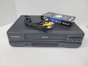 Magnavox Vrt222at21 Vcr Vhs Player - Recorder Tested And Working No Remote