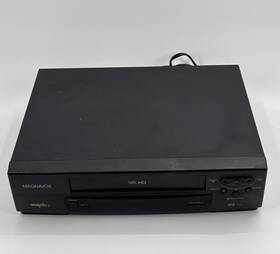 Magnavox Vrt344at22 Video Cassette Recorder - No Remote Tested Working