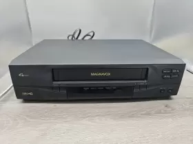 Vru242at21 Magnavox Vhs Hq Tape Video Cassette Player Tested And Works