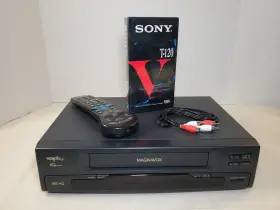 Vru342at02 Magnavox Vru262at21 Vcr Plus 4 Head Tested Works Great With Working Remote