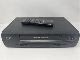 Vrx242at02 Magnavox Philips Vhs 4 Head Vcr Plus With Remote Tested Working