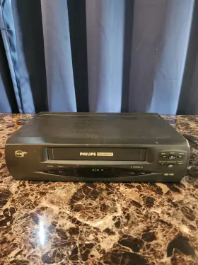 Vrx442 Magnavox Philips Vrx442. No Remote. Tested