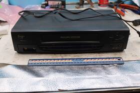 Magnavox Vrz342at22 Philips Vcr Plus Vhs Player/rec. Working No Remote
