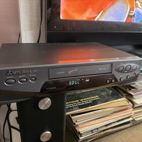 Mitsubishi Dd4001 Hs-g21 Vcr Vhs Player Tape Recorder 4-head Hi-fi Stereo