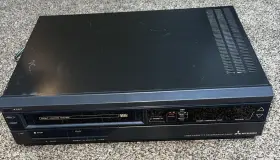 Hs-318ur Mitsubishi Vintage Video Cassette Recorder Vcr Parts Only No Remote