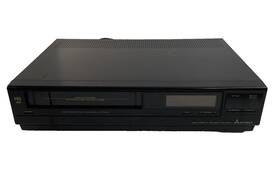 Mitsubishi Hs-348ur - Vhs Video Recorder Turns On For Parts Or Repair Read