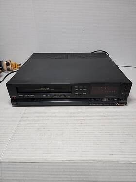 Mitsubishi Hs-413ur Parts Repair Powers On But Not Working As Is Vcr