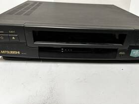 Mitsubishi Hs-u110 Vhs Dvd Player 2 Units Remotes One Works Read Desc
