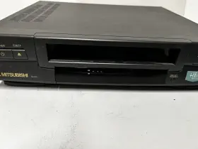 Hs-u110 Mitsubishi Vhs Dvd Player 2 Units Remotes One Works Read Desc Hs-u110 Mitsubishi Vhs Dvd Player 2 Units Remotes One Works Read Desc