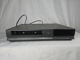Mitsubishi Hs-u31 Rare Twin Digital Vhs Vcr No Remote Parts Only