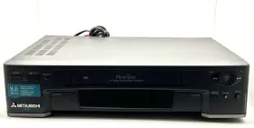 Hs-u510 Mitsubishi Perfectape Hi-fi Stereo Vhs Recorder. Remote - Manual
