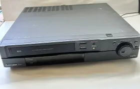 Hs-u59 Mitsubishi Vcr Vhs Hi-fi Stereo Cassette Recorder No Remote For Parts