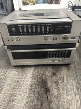 10519 Montgomery Ward Vintage Vhs Cassette Player And Tuner 1981 Working Needs Belt