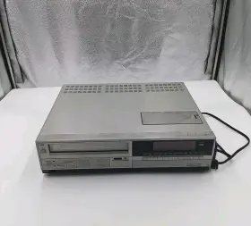350695 Montgomery Ward Vtg Gen 10550 Vhs Player/recorder Untested Powers On Read