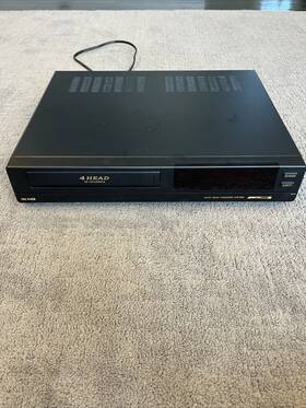 Montgomery Ward Jsj20200 Signature 2000 4 Head Vhs Vcr Player Jsj20136 No Remote