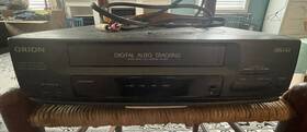 Orion Vr0210 Vhs Vcr Player. Works No Remote