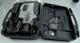 Panasonic 533286 Model Ag-456 S-vhs Pro Line Reporter Camcorder Camera Un-tested As-is