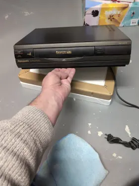 Pv-4063 Panasonic 735082 Vcr Vhs Player Model Head Omnivision Not Working Vintage
