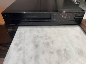 Panasonic Ag-1230 Vintage 4-head Professional Vhs Vcr - Working Condition