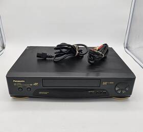 Panasonic Ag-1300p Pro Line Super 4 Head Hq Video Cassette Recorder Sqpb - Works