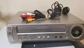 Nv-fj9am Panasonic Vcr Hi-fi Superdrive Vhs Euro Plug With Adapter And Cables