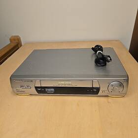 Panasonic Nv-hd630 Video Cassette Recorder Super Drive Vhs Player - Tested