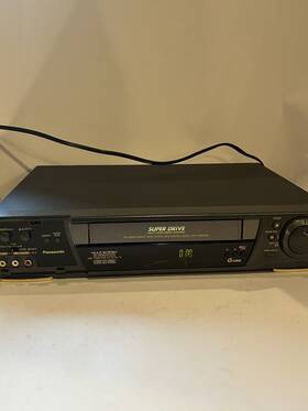 Panasonic Nv-hd670bd Vcr Player Works Poor Picture Needs Heads Cleaned