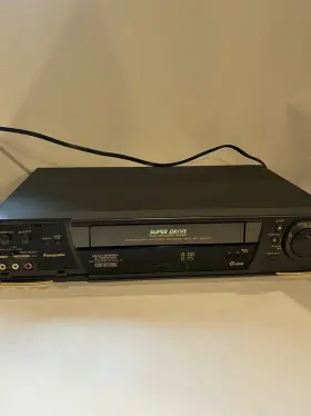 Nv-hd670bd Panasonic Vcr Player Works Poor Picture Needs Heads Cleaned