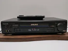 Nv-hd7080px Panasonic Vintage Hi-fi Stereo Super 6 Head Vhs Player With Remote
