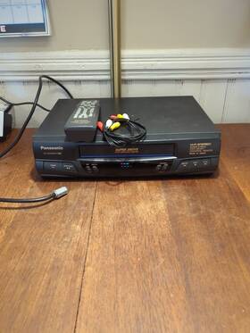 Panasonic Nv-hd9060px Vcr Player Blue Line Super 6 Head With Remote And Hookups
