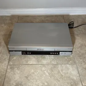 Nv-hv60eb-s Panasonic Super Drive Vhs Vcr Video Player Recorder See Description