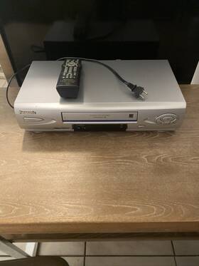 Panasonic Pc-4524 Vcr Hifi Stereo Blue Line Vhs Player And Recorder With Remote