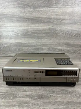 Pv-1300m Panasonic Rare - Omnivision Vhs Vcr Hi-fi Audio Hd Stereo Dolby 4 Head