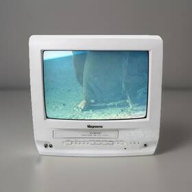 Panasonic Pv-1351w Omnivision 13 Inch Tv Combination Vcr Pv-m1351w Tested Works Ships Fast
