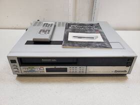 Panasonic Pv-1730 Vintage Omnivision Vhs Video Cassette Recorder Pv-1730-tested