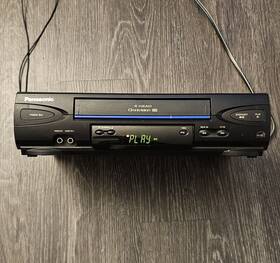 Panasonic Pv-4022-a Pv-v4022-a Blueline 4 Head Omnivision Vhs Player Inch No Remote Works
